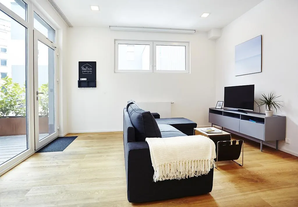 Homebase - Serviced Apartments Colónia 0*,